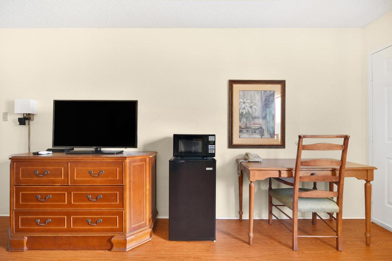 Americas Best Value Inn Lockhart Tx Kültér fotó